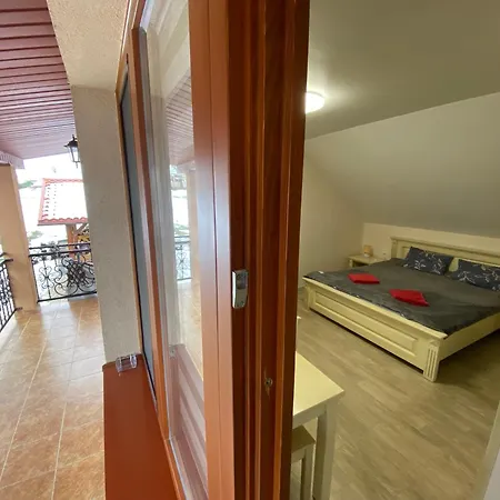 Apartmán у дохтора відпочинок у карпатах